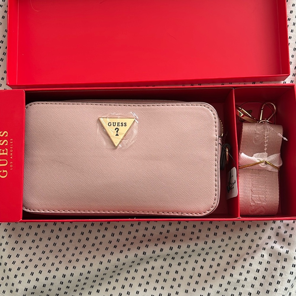 Guess La Rosa Mini Crossbody in Blush pink